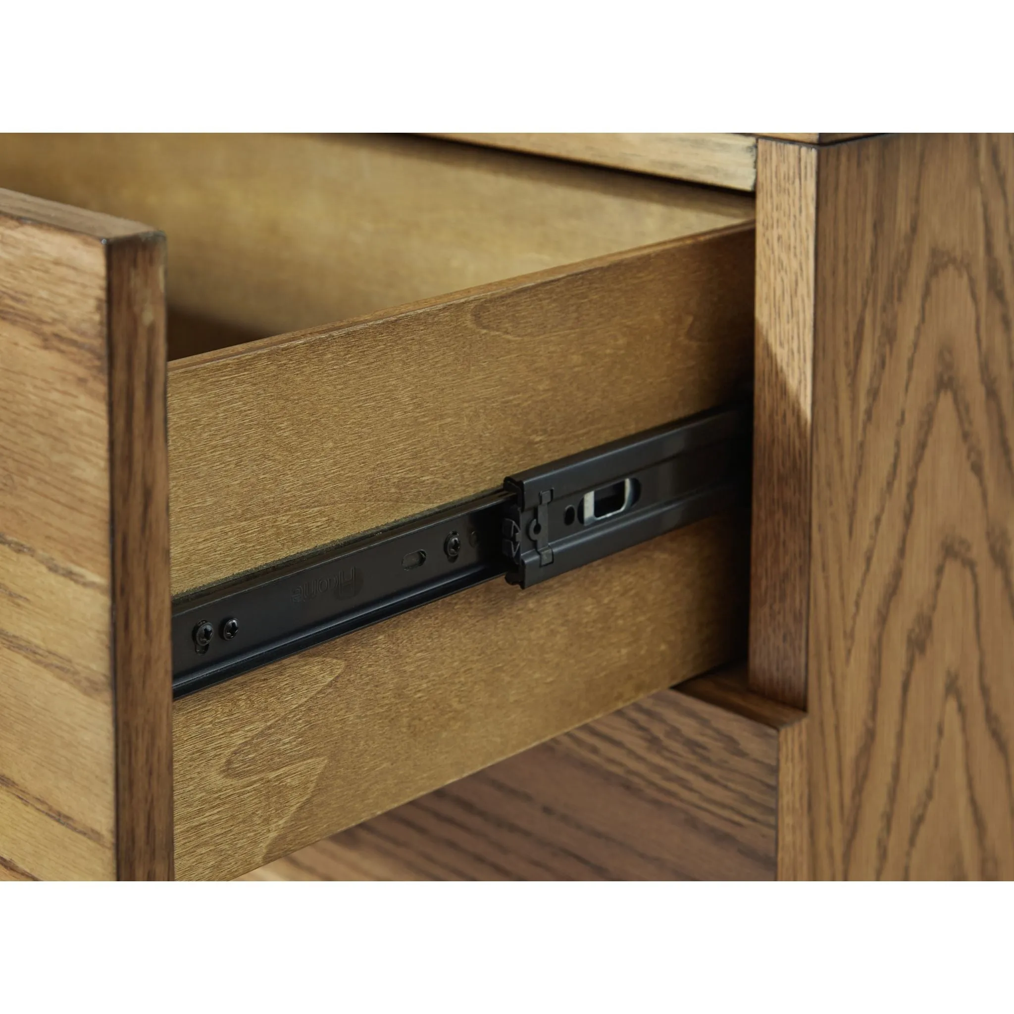 Dakmore Three Drawer Nightstand