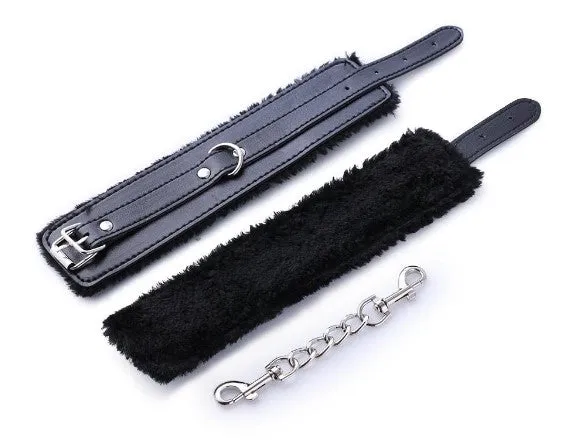 Kinky Wrist Restraints (Black)